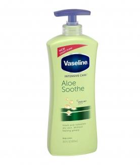 Vaseline Intensive Care Lotion 20.3 Ounce Aloe Soothe Pump (Dry) (600ml) (2 Pack)