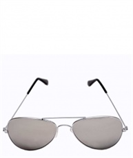 SILVER AVIATOR SUNGLASSES